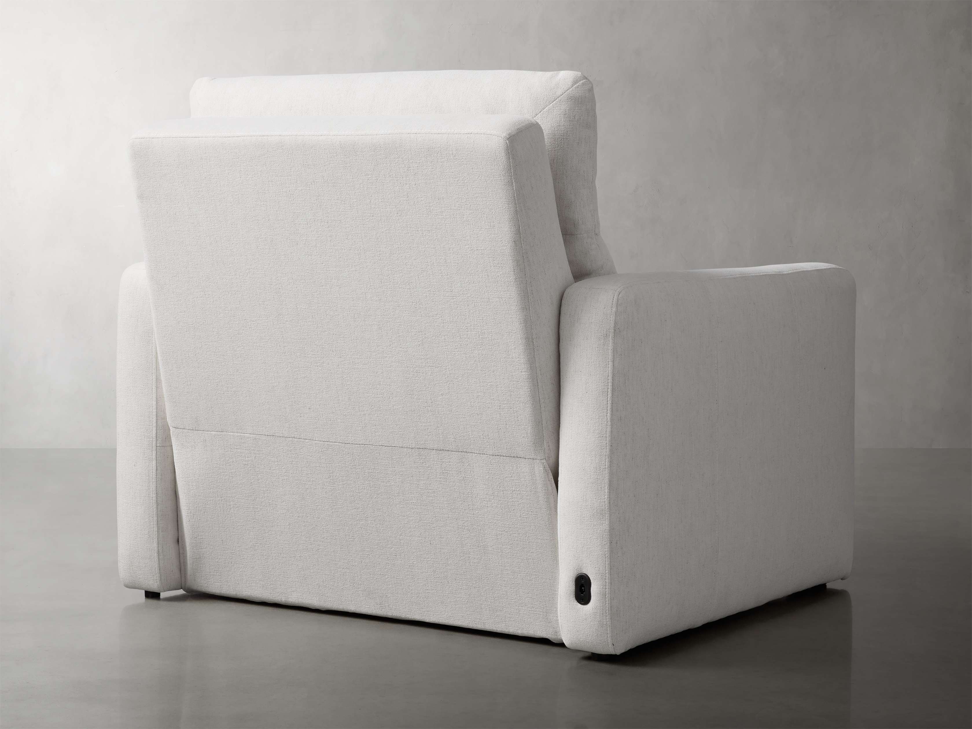 Rowland Tailored High-Back Motion Recliner