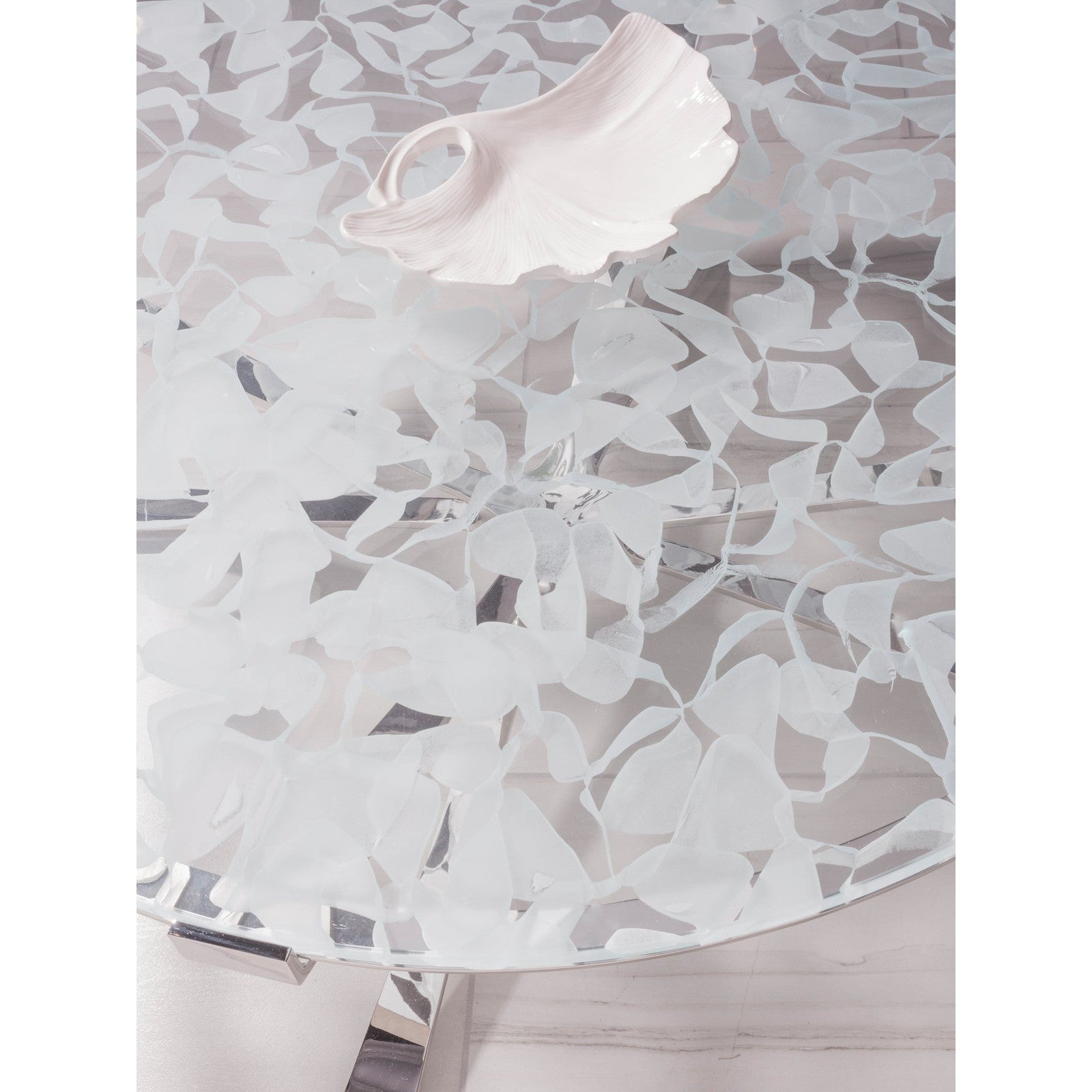 Artistica Home Signature Designs Snowscape Round Cocktail Table Clearance