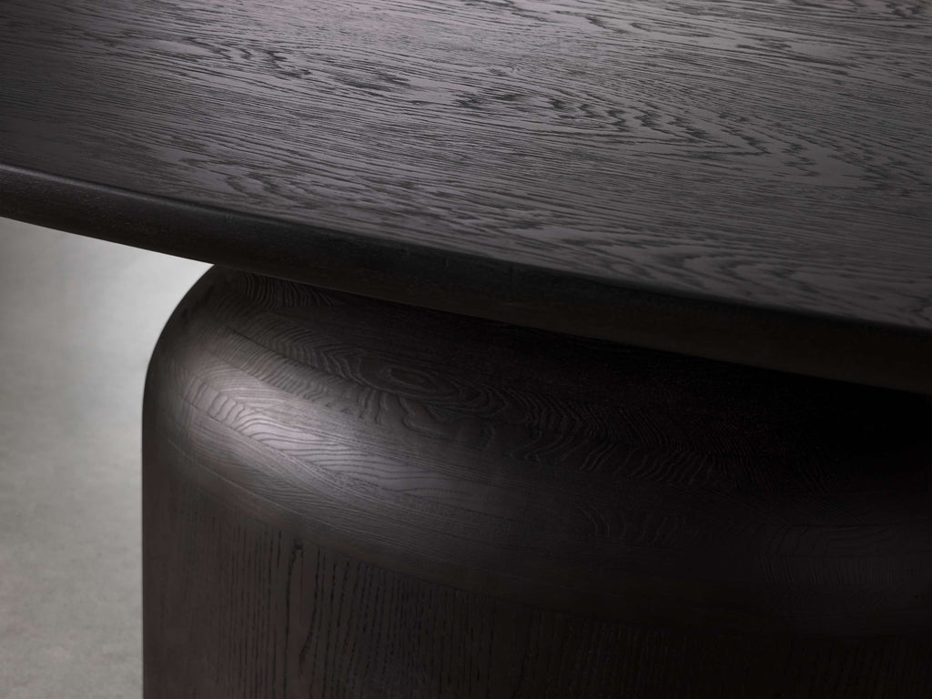 Perth Oval Dining Table