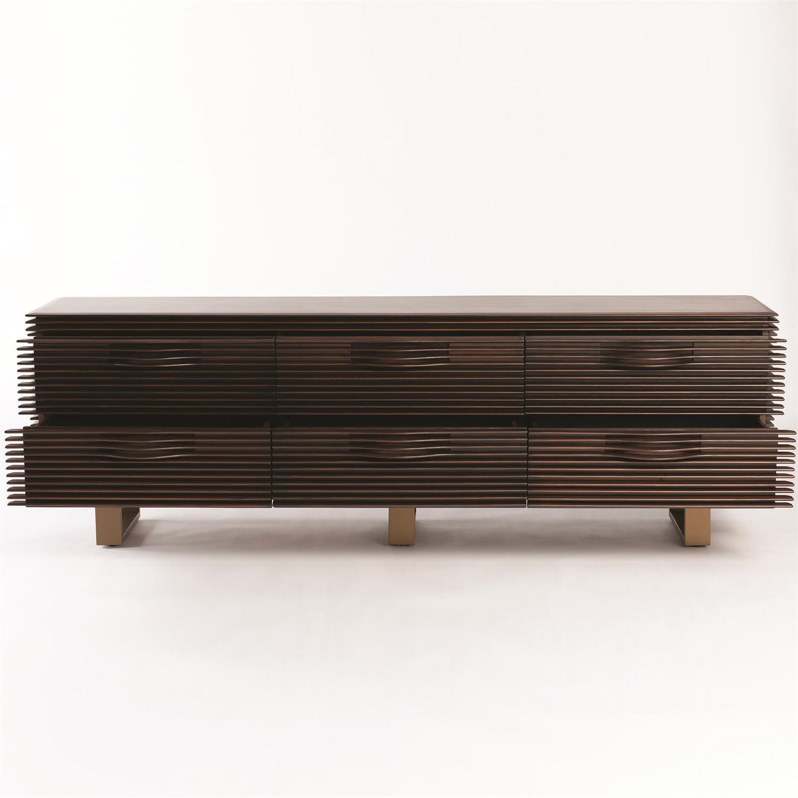 Global Views Oslo Chest