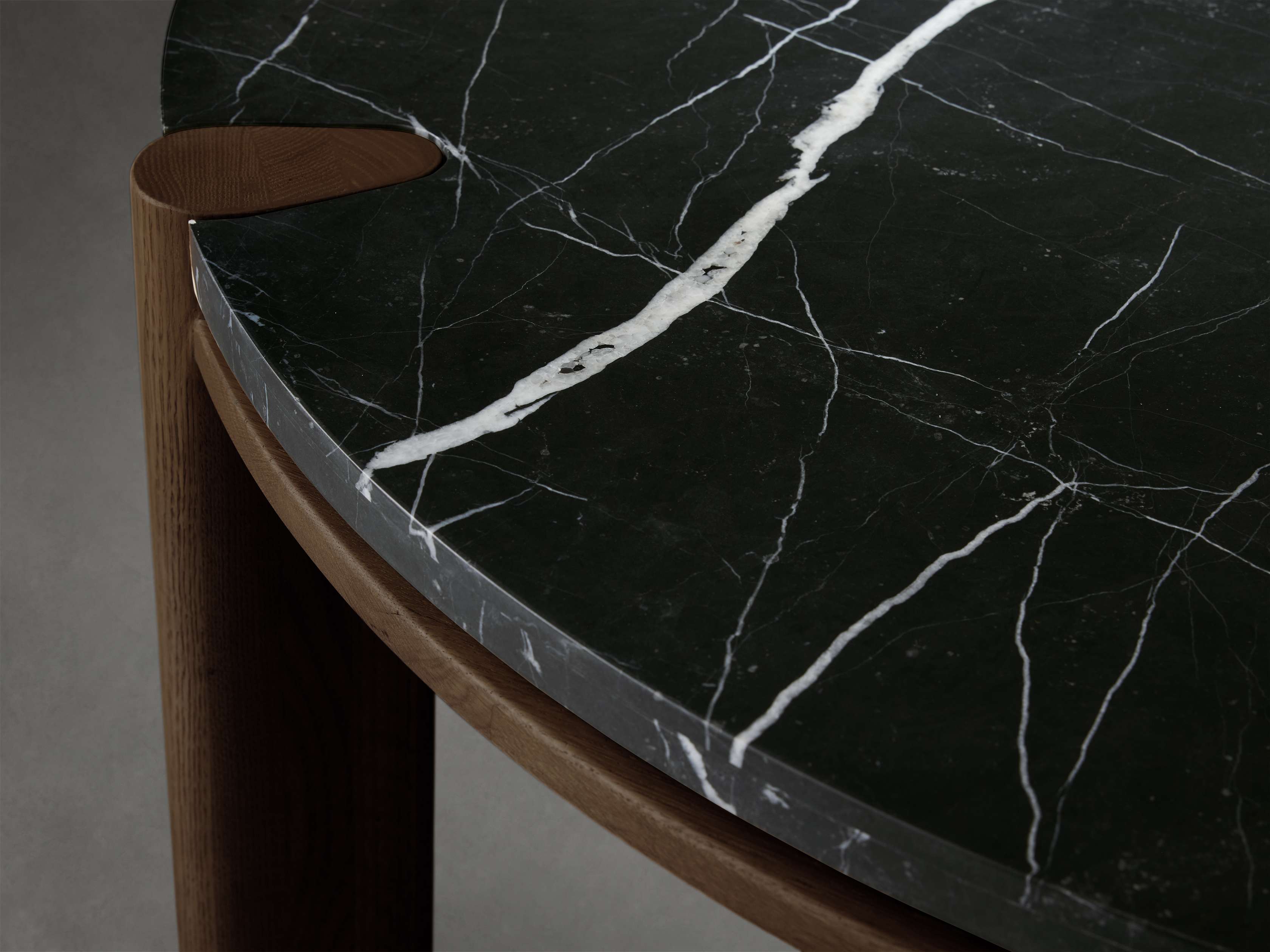 Pyet Coffee Table