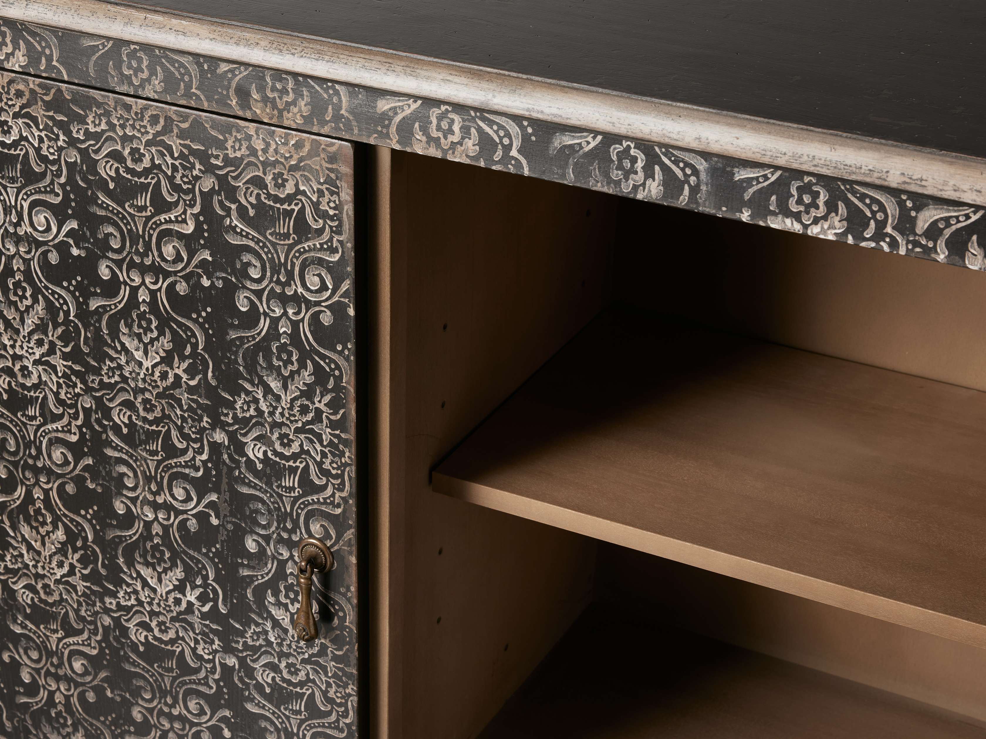 Amalfi Cabinet