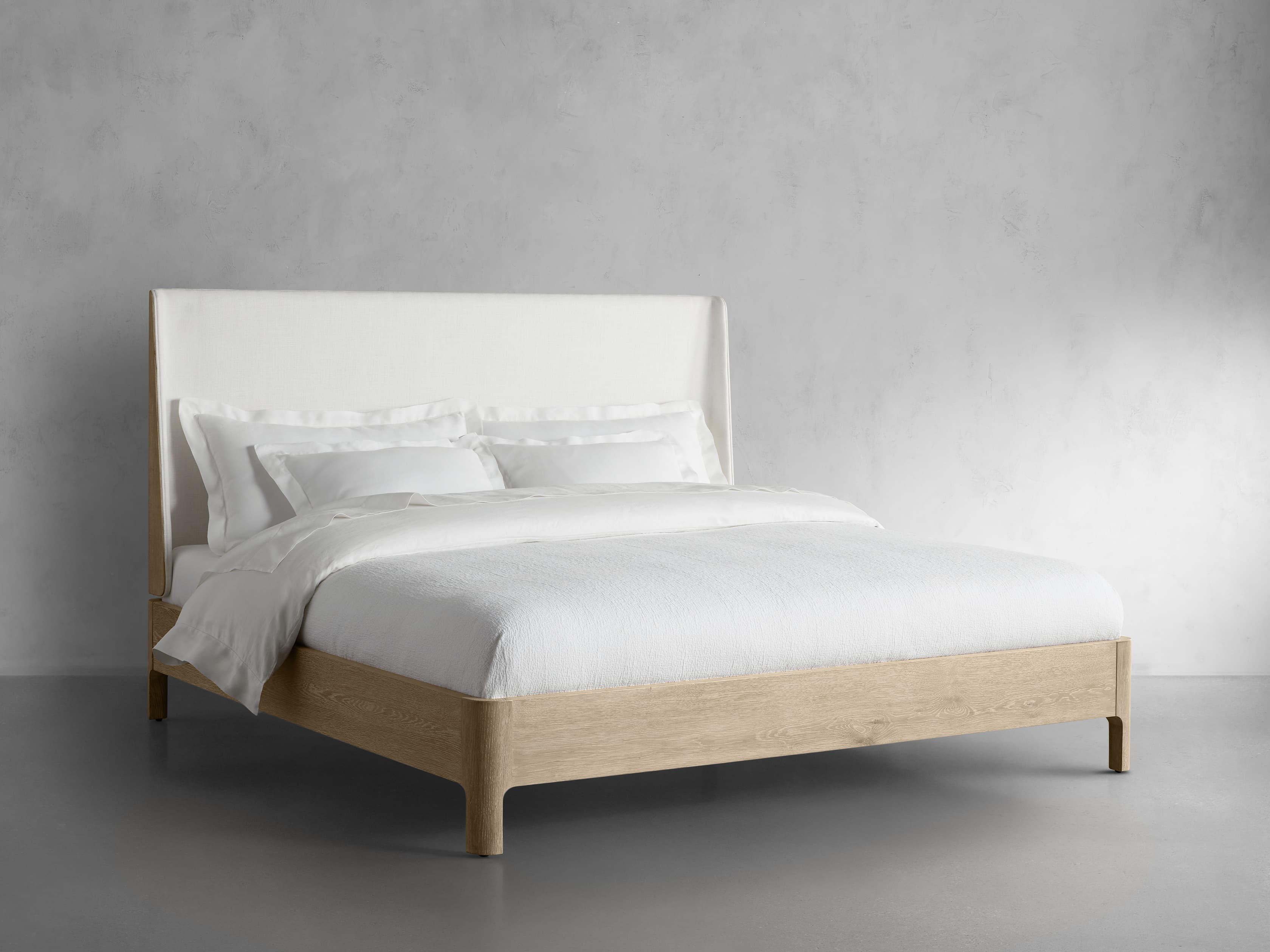 Calista Bed