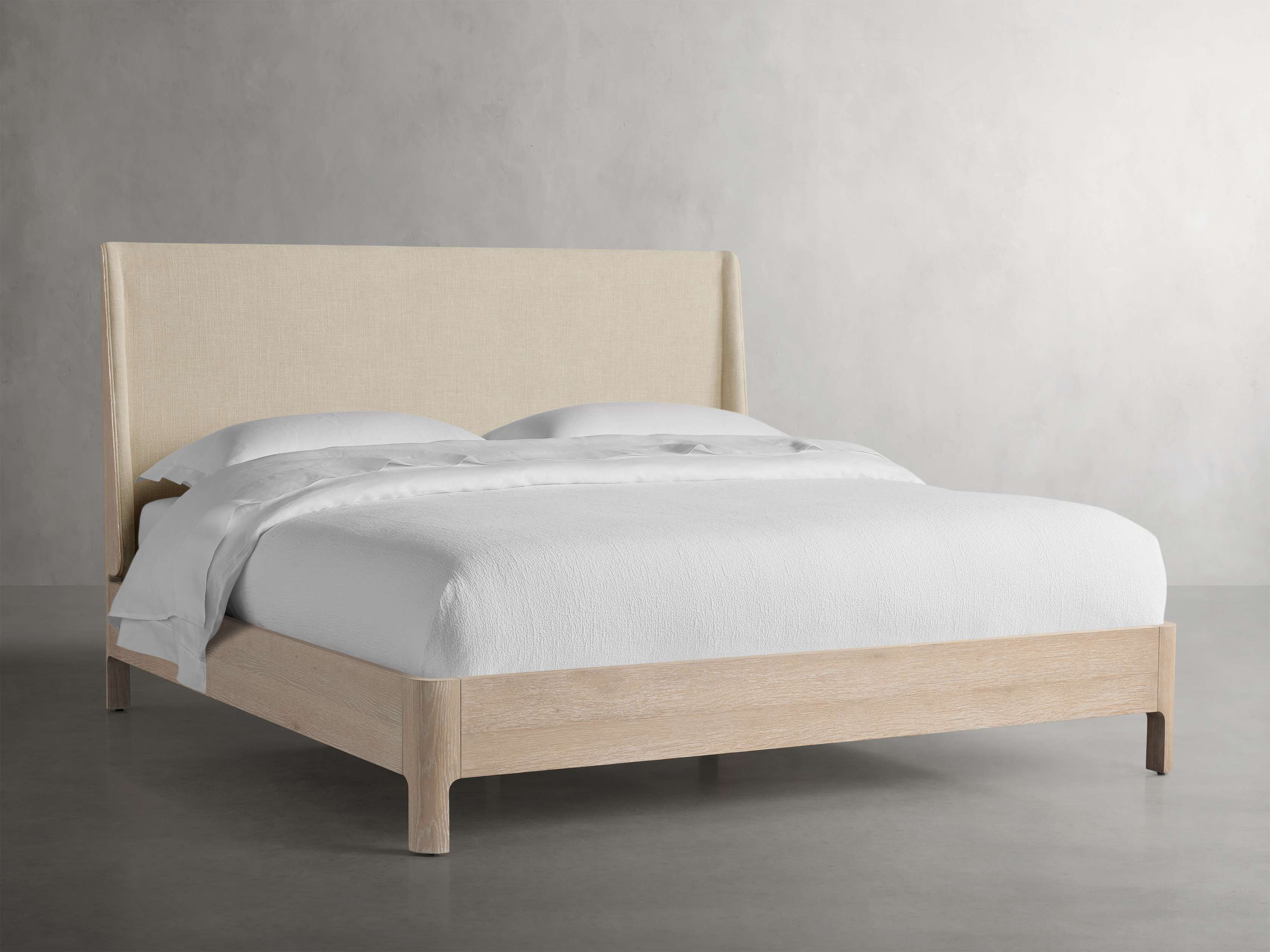 Calista Bed