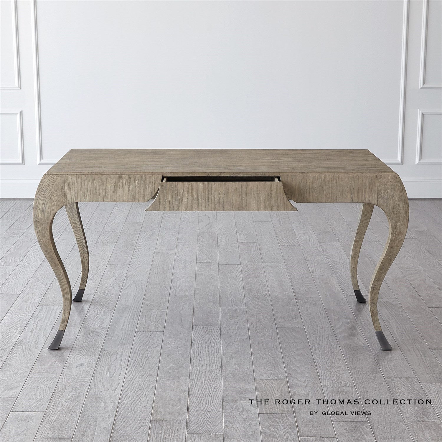 Global Views Paris Desk