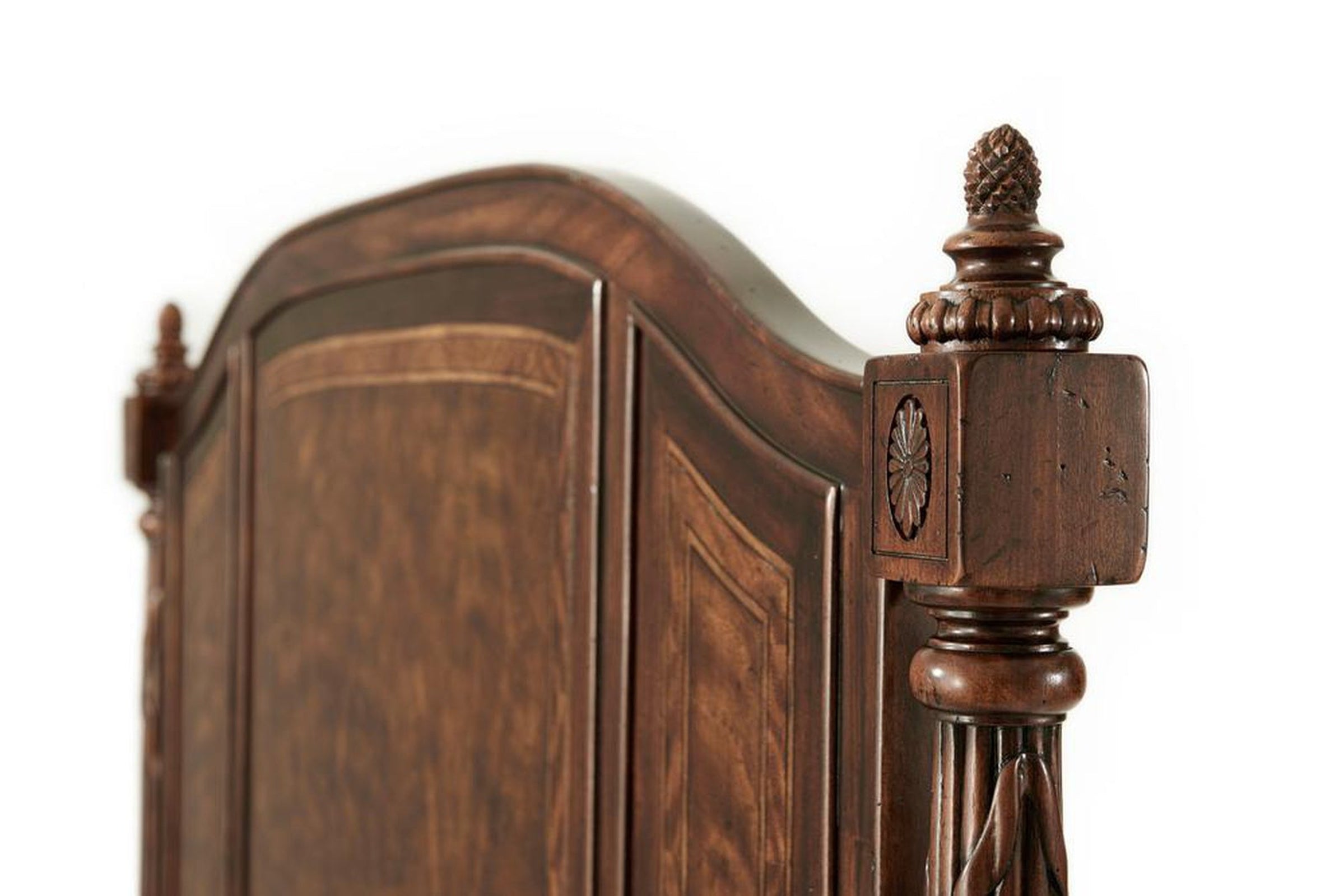 Theodore Alexander Brooksby Bed