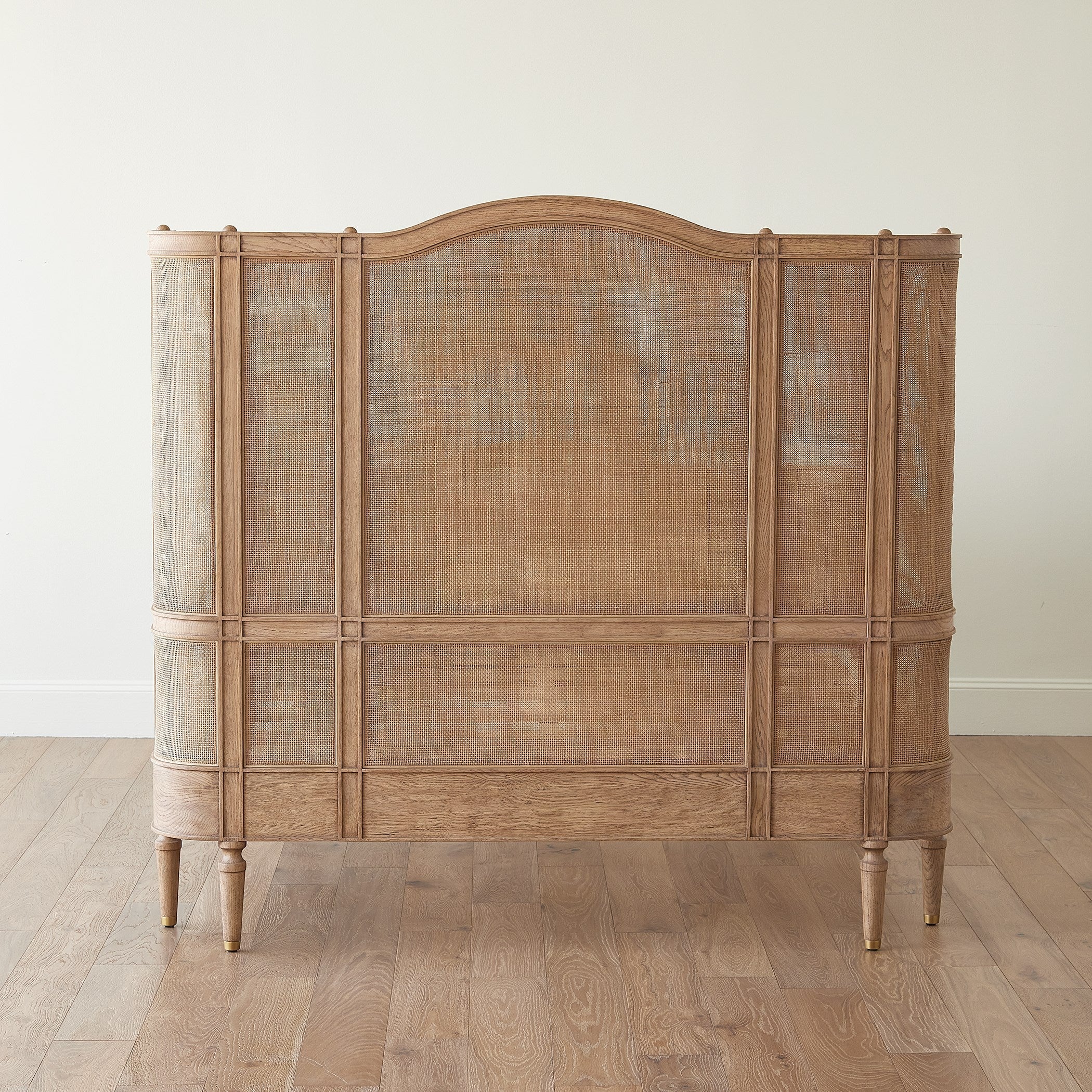 Global Views Blackened Josephine Oak Bed
