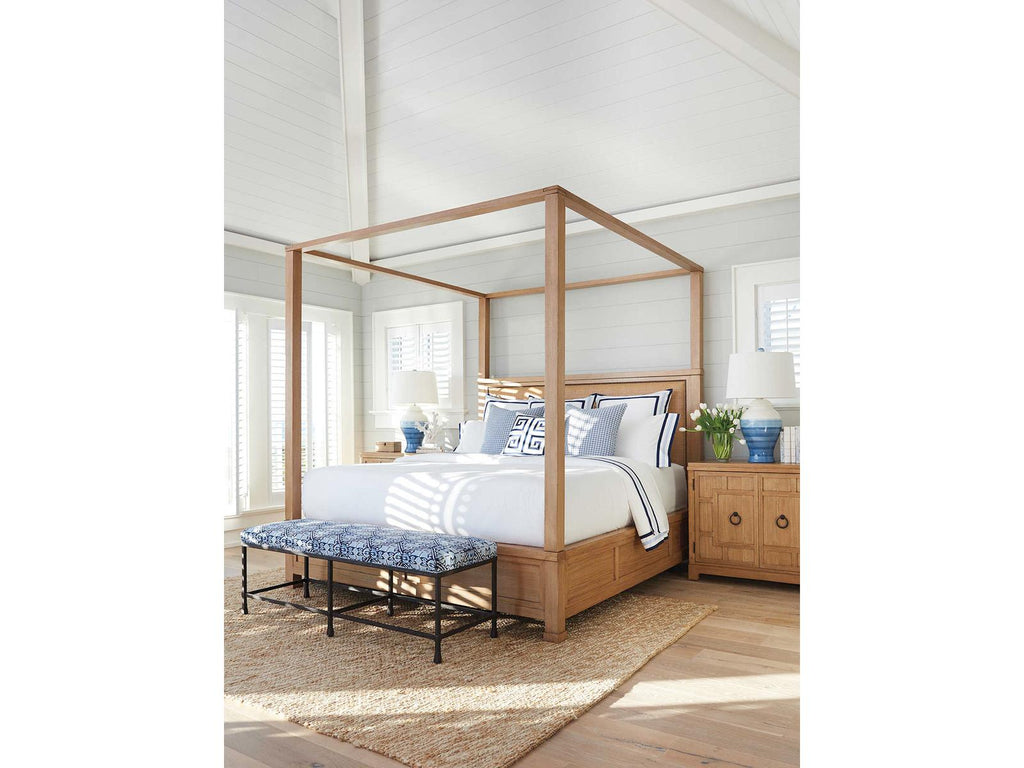Shorecliff California King Canopy Bed in Sandstone Finish