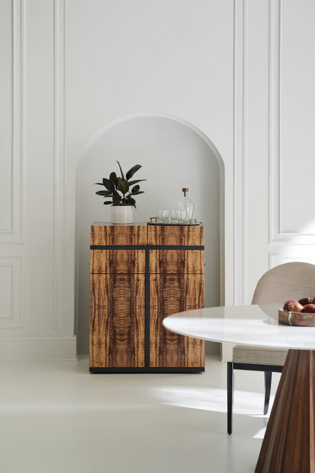 Caracole Classic All Natural Dining Table