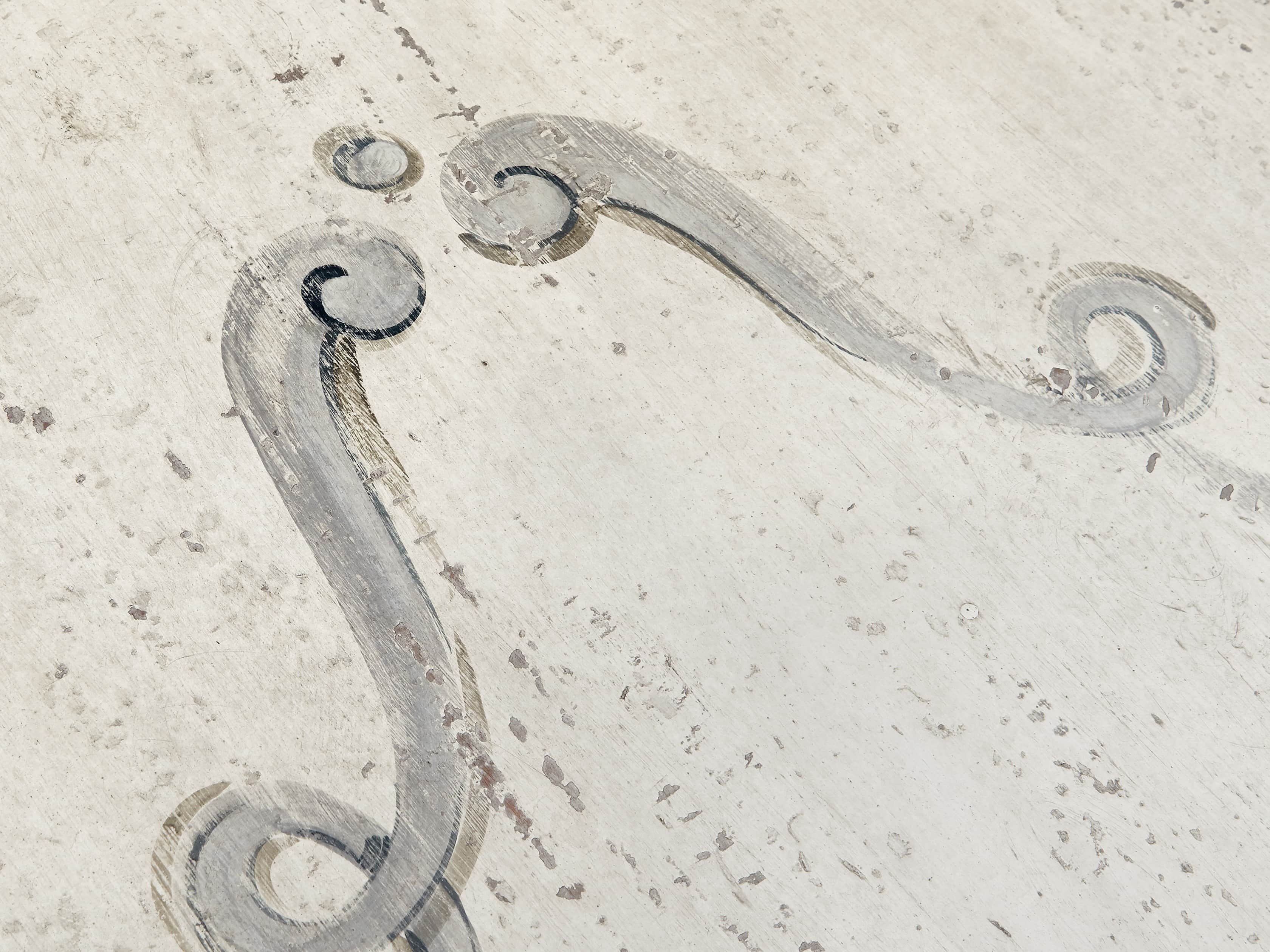 Biancca Center Scroll Bell’Arte Dining Table