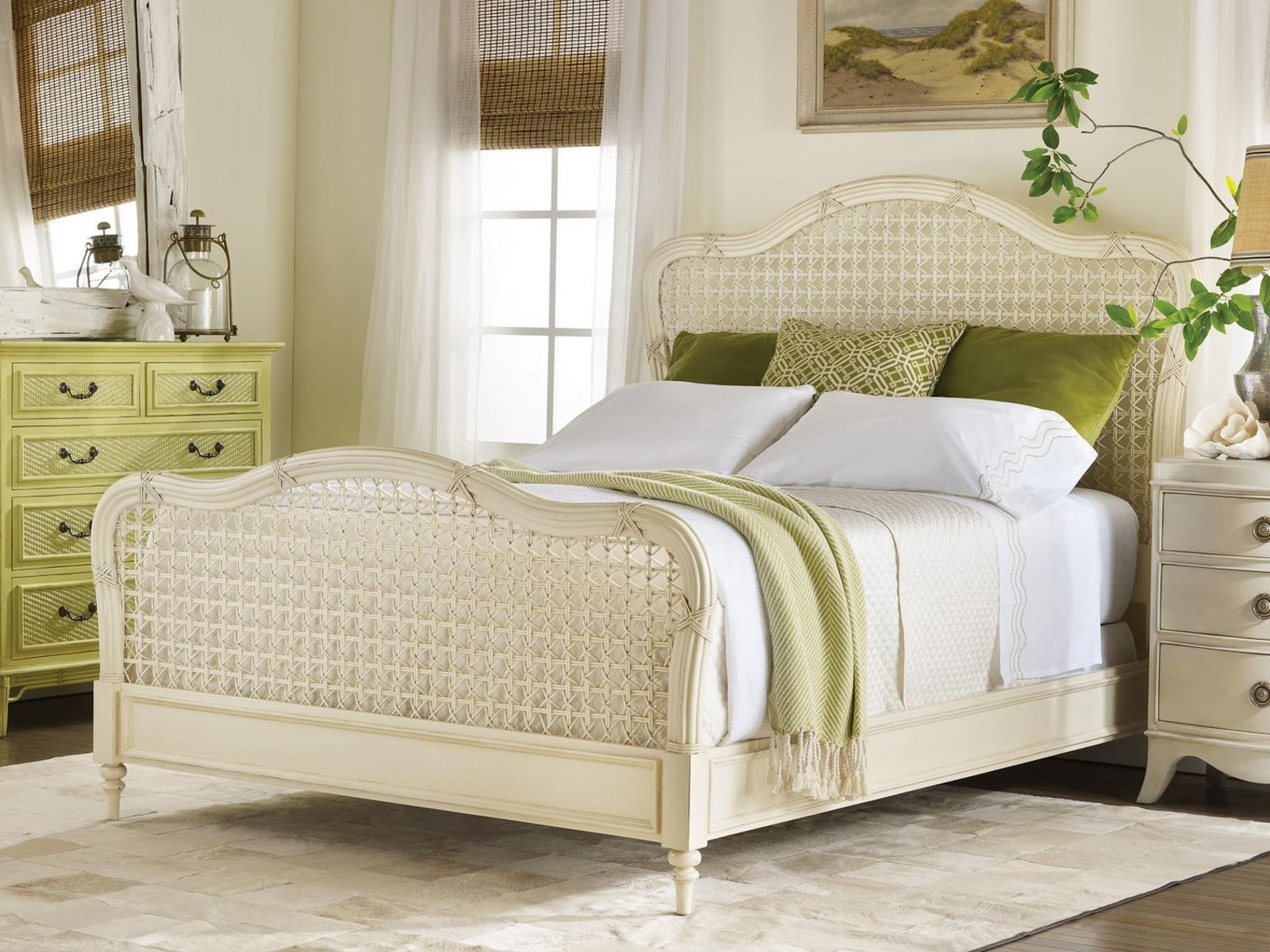 Melbourne 3-Drawer Nightstand with Removable Hardware