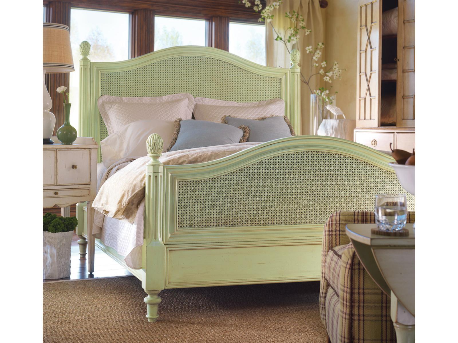 Frenchtown Queen Panel Bed