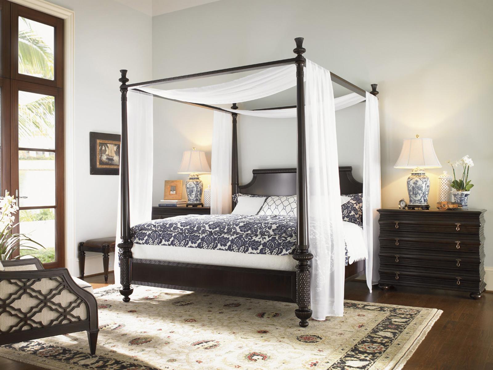 Royal Kahala Diamond Head King Canopy Bed in Kona Finish