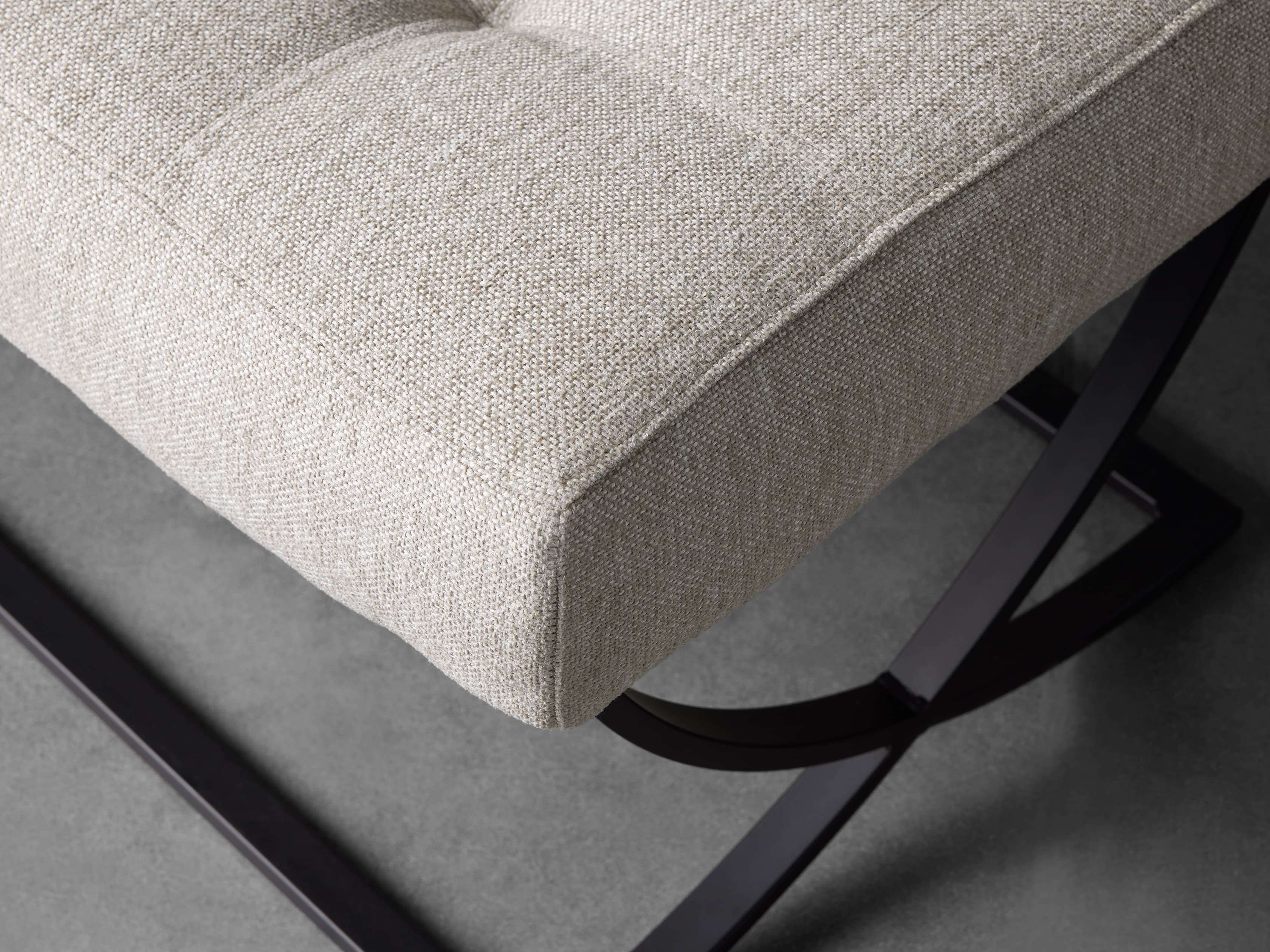 Lloyd Ottoman