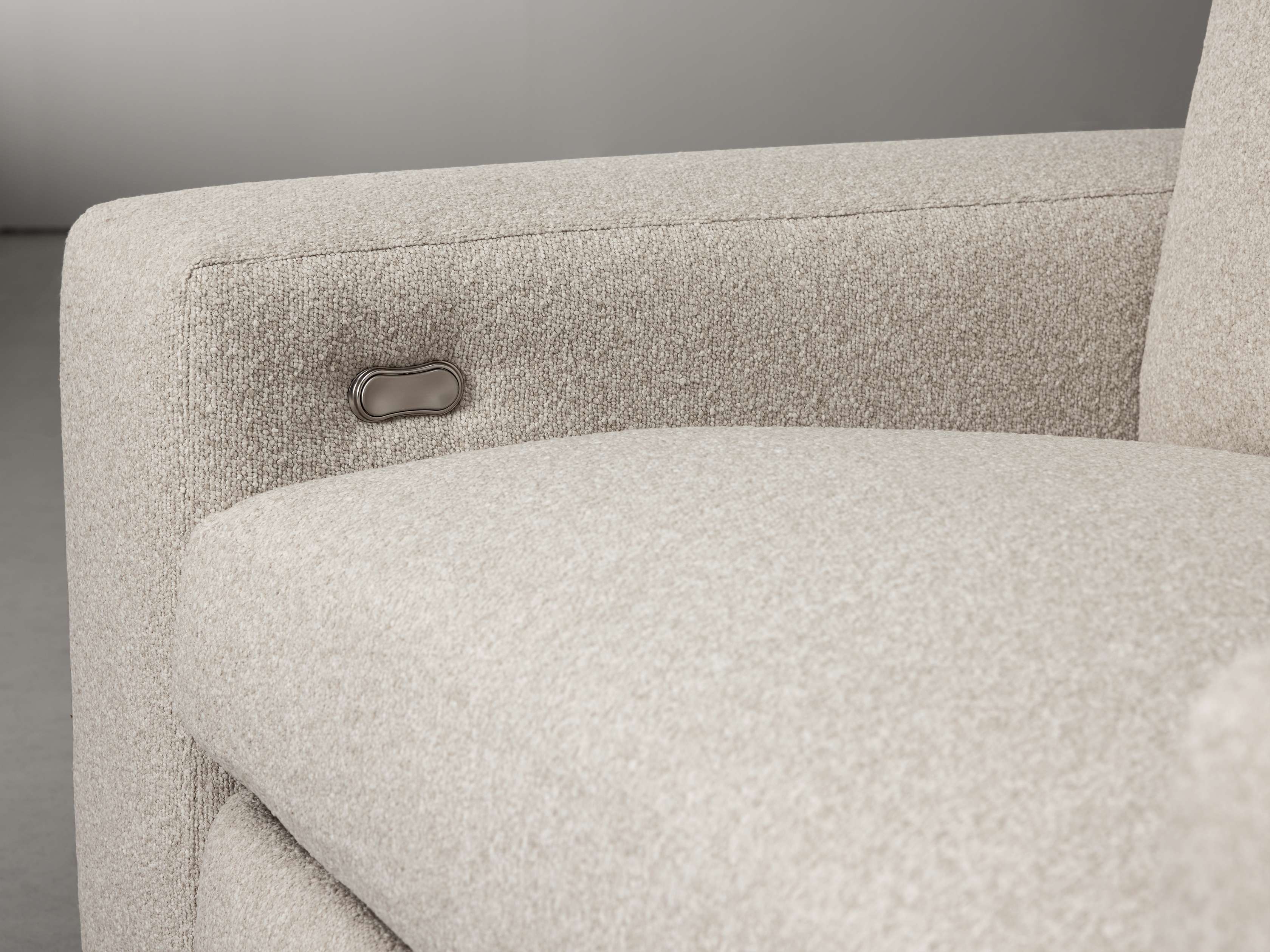 Kipton Wide Arm Motion Recliner