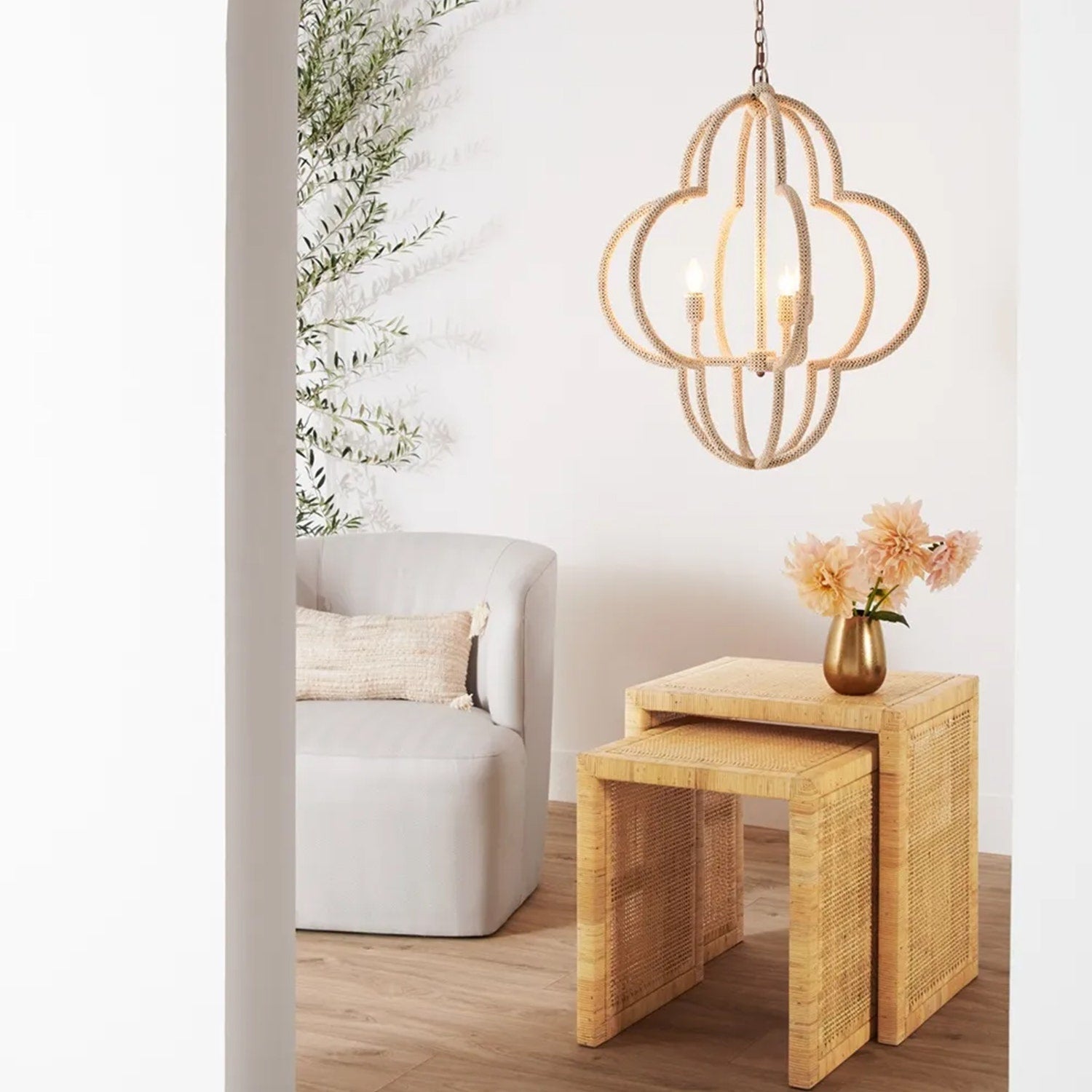 Arius Lounge Chair