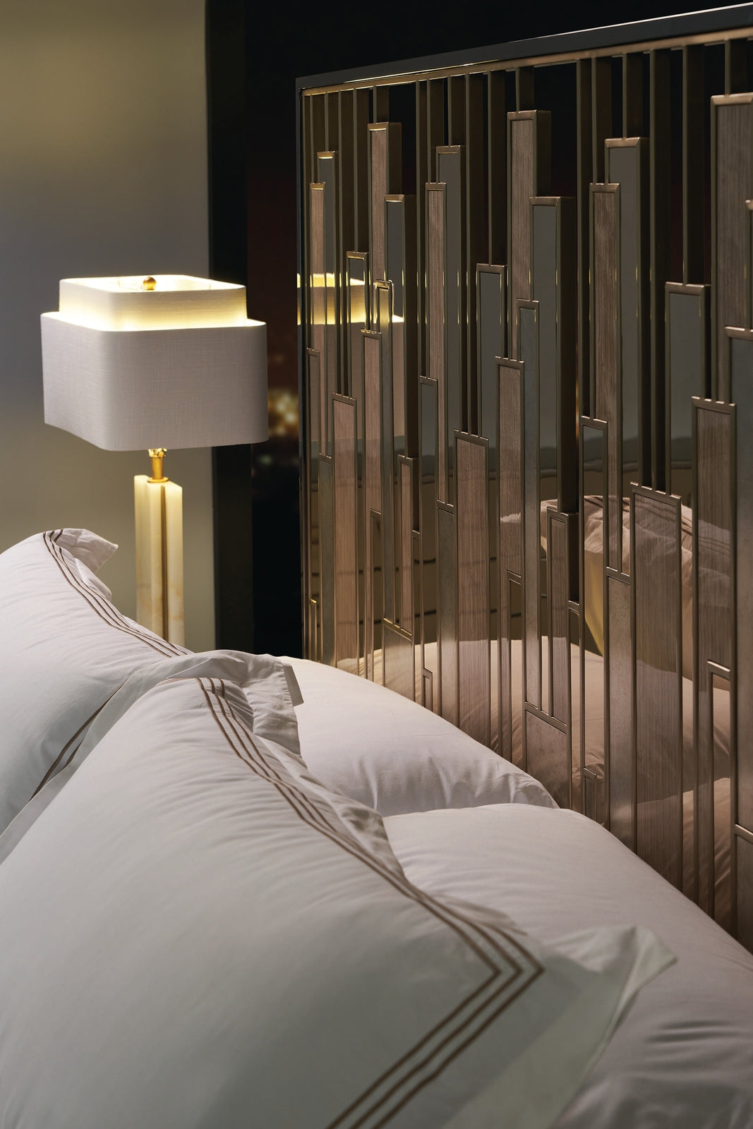 Caracole Signature Metropolitan Cityscape King Bed INV